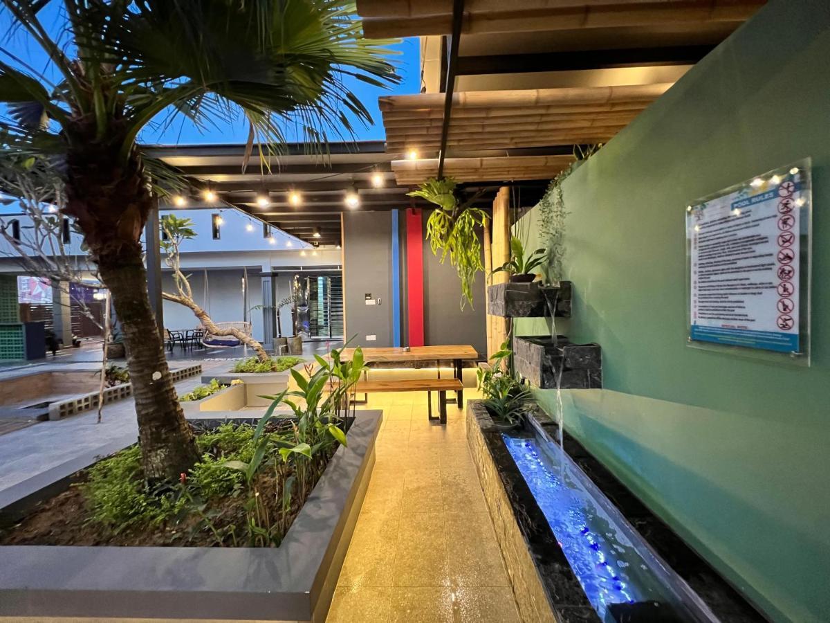 The Uniique Haus - Johor 1St Staycation Water Dining Experience جوهر بهرو المظهر الخارجي الصورة