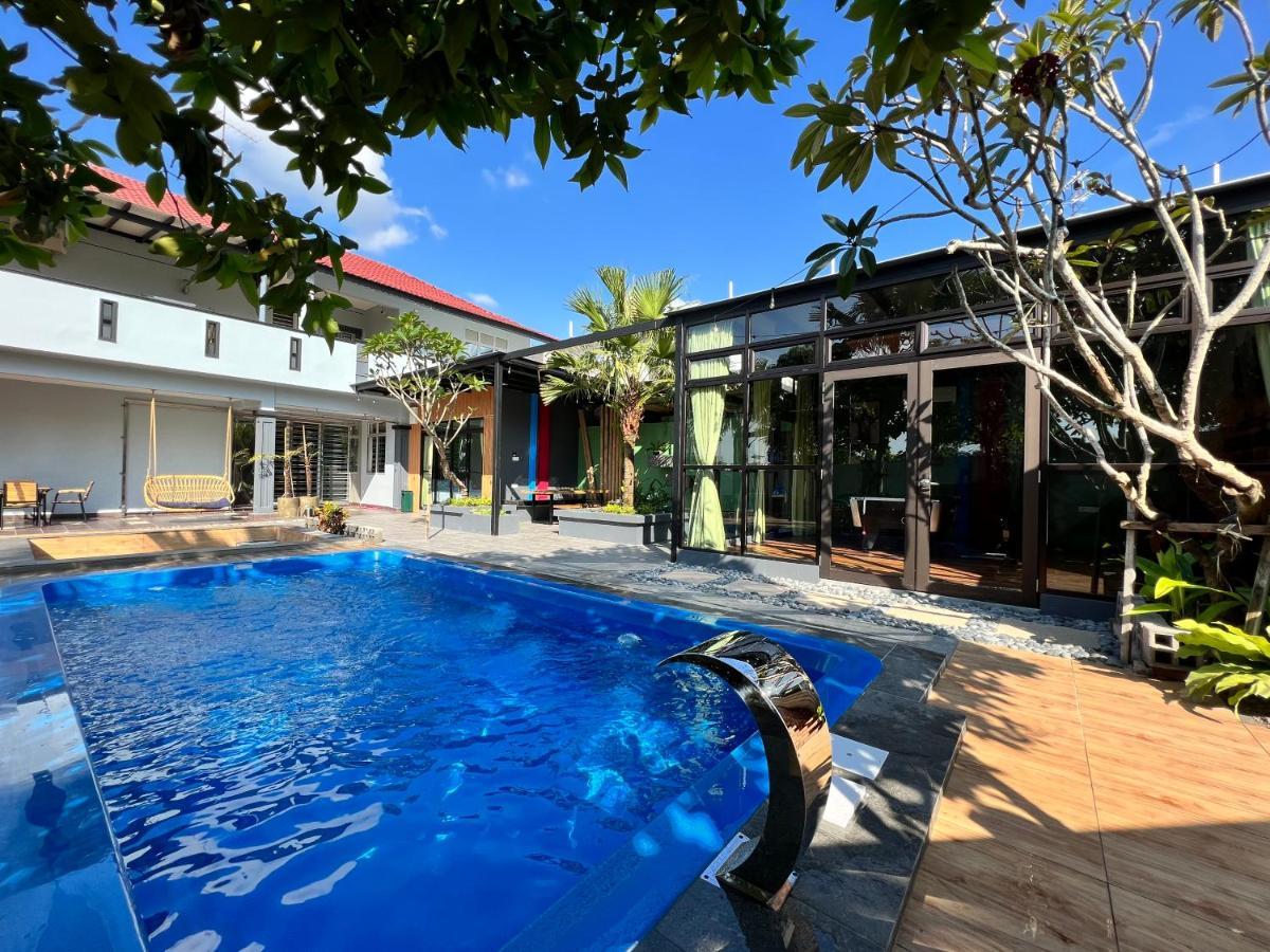 The Uniique Haus - Johor 1St Staycation Water Dining Experience جوهر بهرو المظهر الخارجي الصورة
