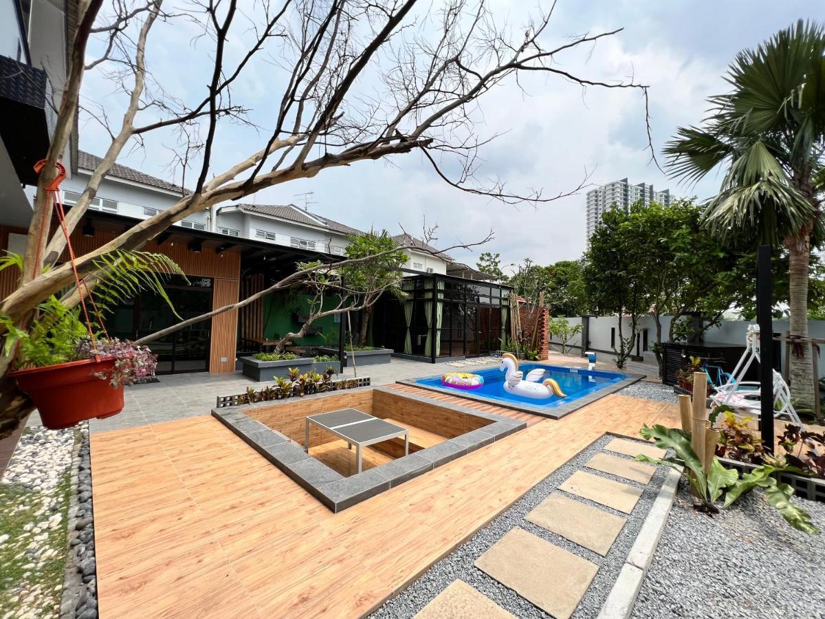 The Uniique Haus - Johor 1St Staycation Water Dining Experience جوهر بهرو المظهر الخارجي الصورة
